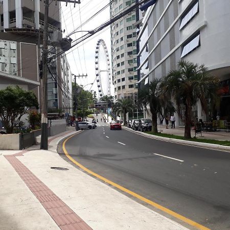 Ótimo Apto. 180 metros do Mar Balneario Camboriu Exterior foto