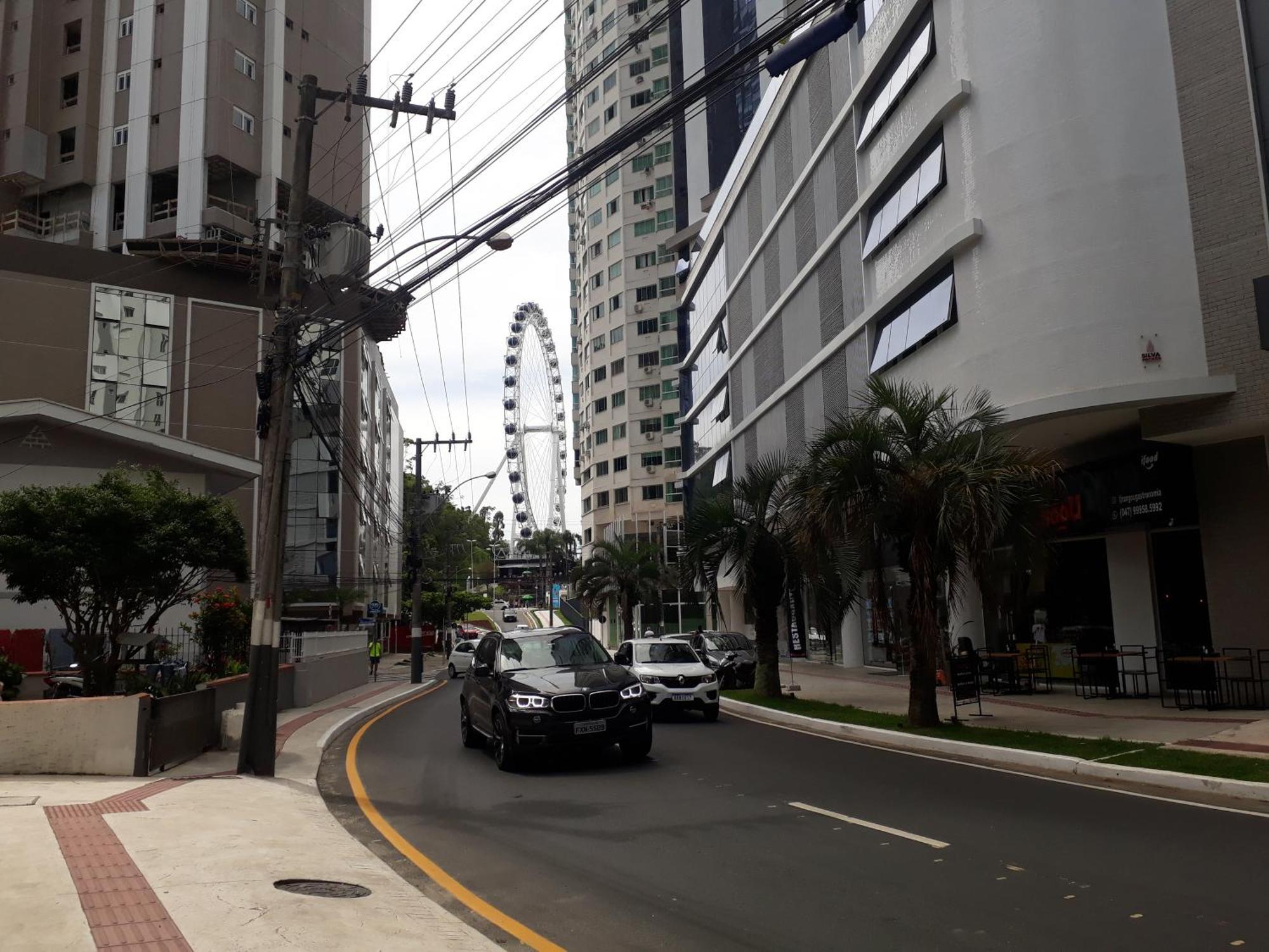 Ótimo Apto. 180 metros do Mar Balneario Camboriu Exterior foto